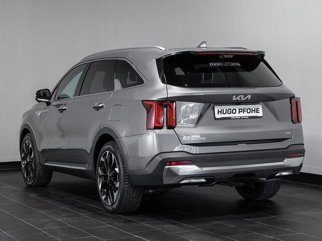 Gebraucht Kia Sorento Platinum 194 PS (142 kW) 2024 Volcanic sand SUV