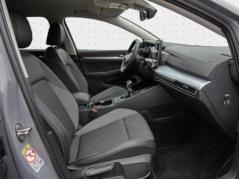 Gebraucht VW Golf VIII Goal 116 PS (85 kW) 2025 Mondsteingrau Limousine
