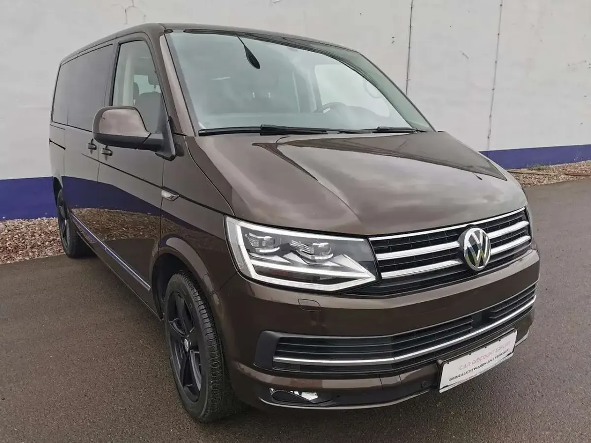 Używany VW T6 Generation Six 204 KM (150 kW) 2015 Brązowy Van