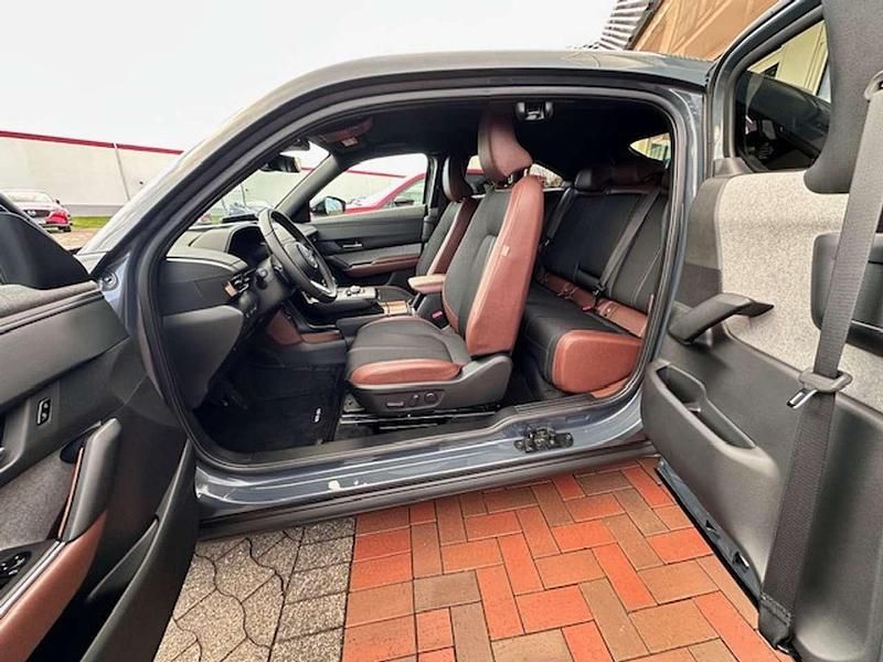 Gebraucht Mazda MX30 Ad'Vantage 170 PS (125 kW) 2024 Polymetal grey SUV