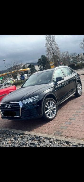 Schwarz Gebraucht 2020 Audi Q5 SUV | 22.000 € (Guter Preis) - Bild 1/4