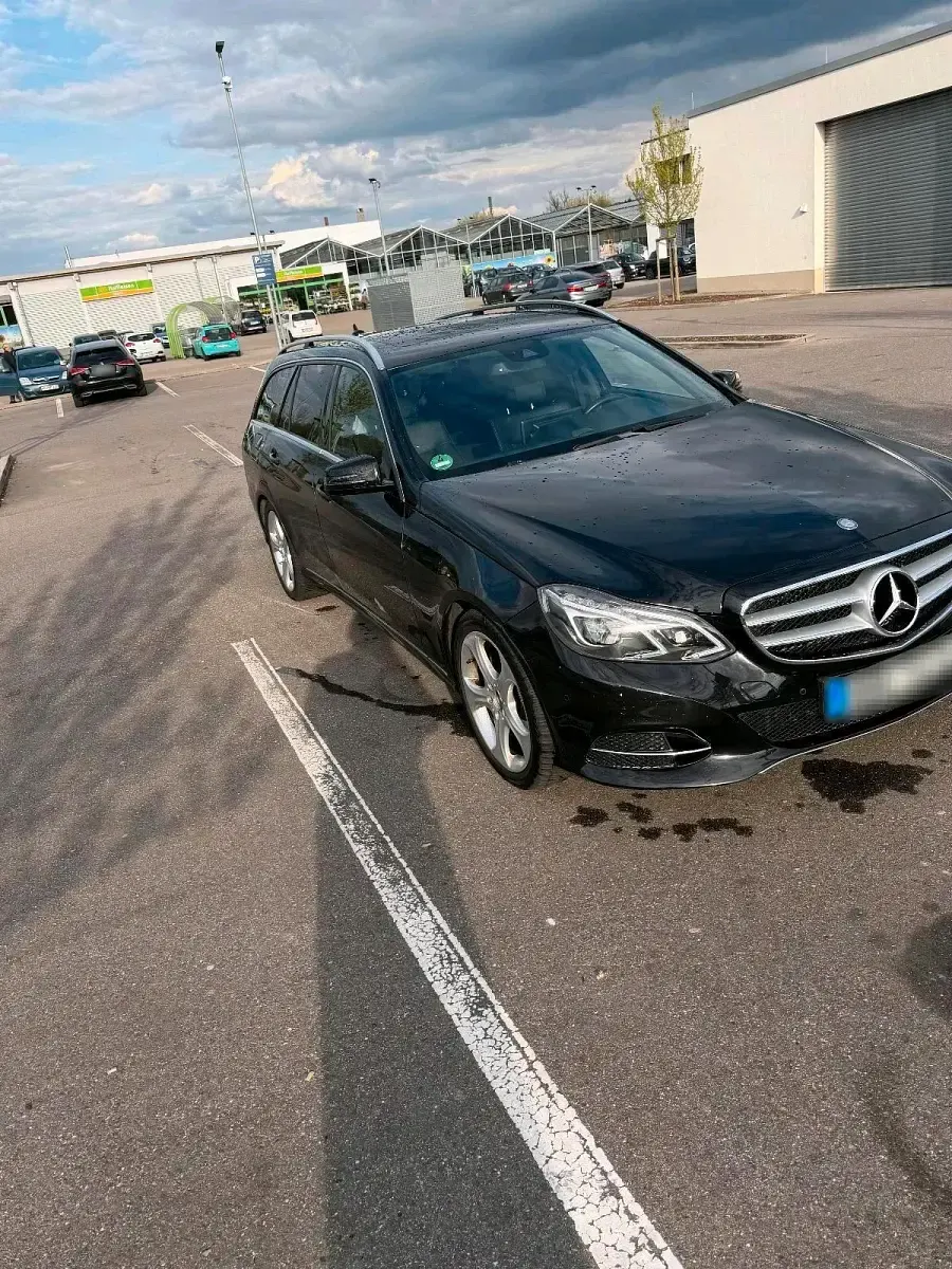 Second-hand Mercedes E200 202 CP (148 kW) 2014 Negru Break