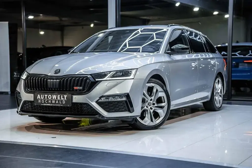 Gebraucht Skoda Octavia RS 200 PS (147 kW) 2022 Silber Limousine