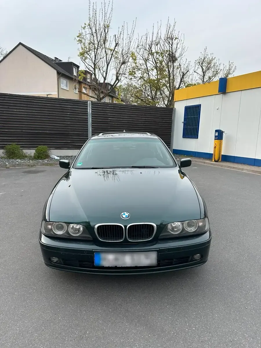 Gebraucht BMW 525 192 PS (141 kW) 2001 Grün Kombi