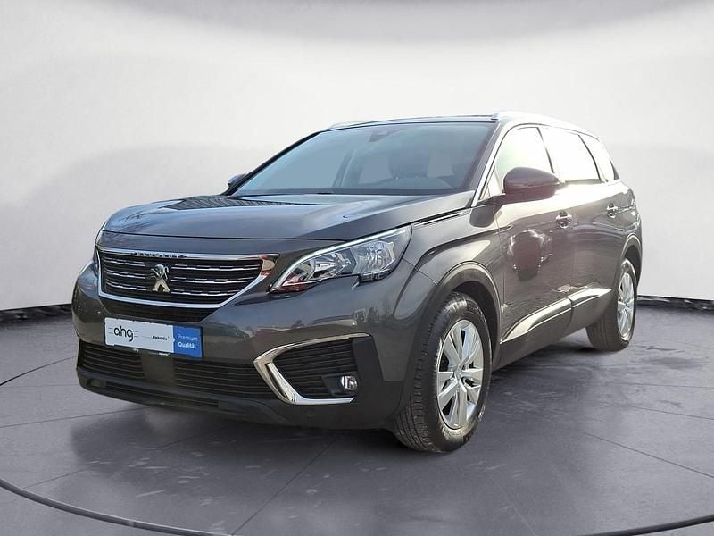 Gebraucht Peugeot 5008 Active 131 PS (96 kW) 2019 Silber Van / Kleinbus