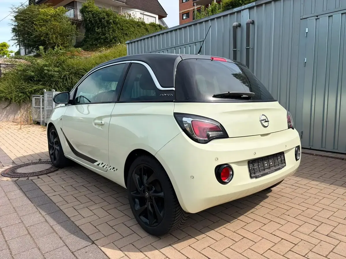 Gebraucht Opel Adam Slam 100 PS (73 kW) 2013 Weiß Kleinwagen