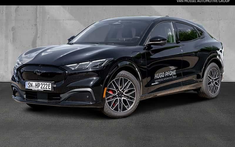 Absolute black Gebraucht 2025 Ford Mustang Mach-E Premium SUV | 49.460 € (Etwas zu teuer) - Bild 1/4