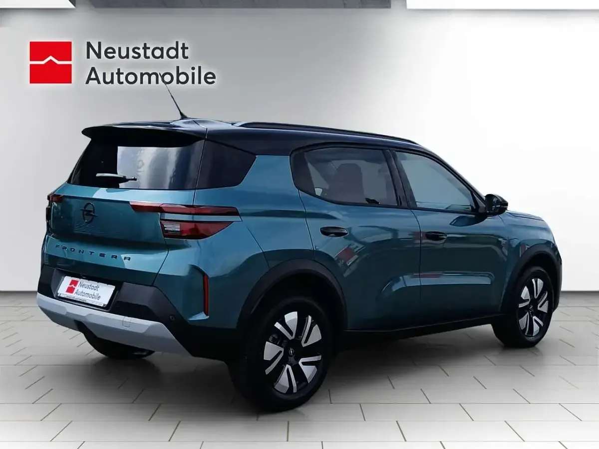 Neu Opel Frontera Ultimate 145 PS (106 kW) 2026 Grün SUV