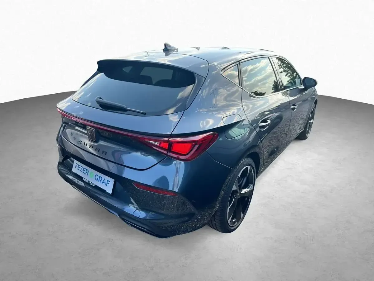 Usata Cupra Leon 150 CV (110 kW) 2025 Grigio Berlina