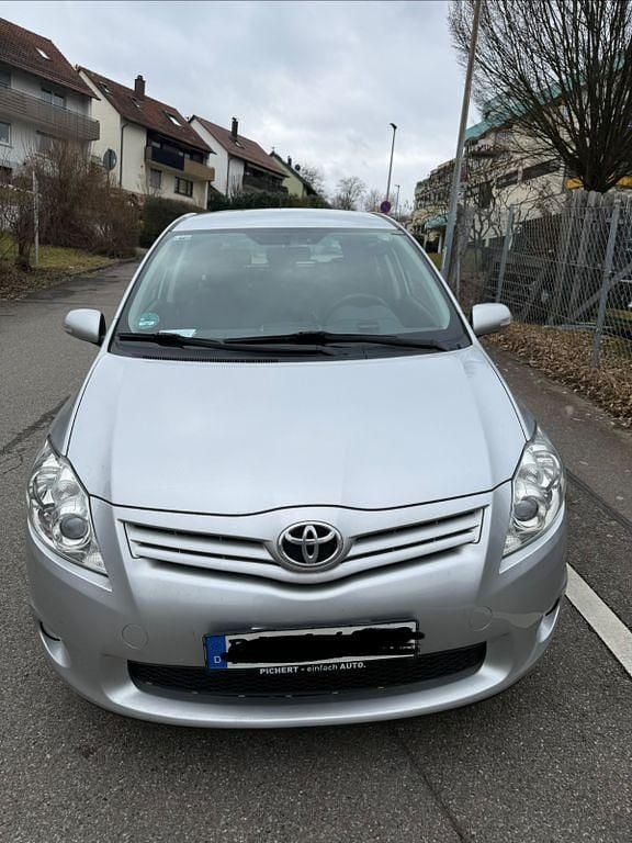Gebraucht Toyota Auris 99 PS (72 kW) 2010 Grau Kleinwagen