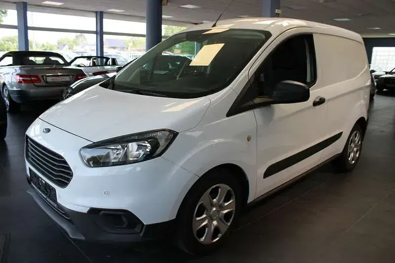 Gebraucht Ford Transit 101 PS (74 kW) 2019 Weiß Van