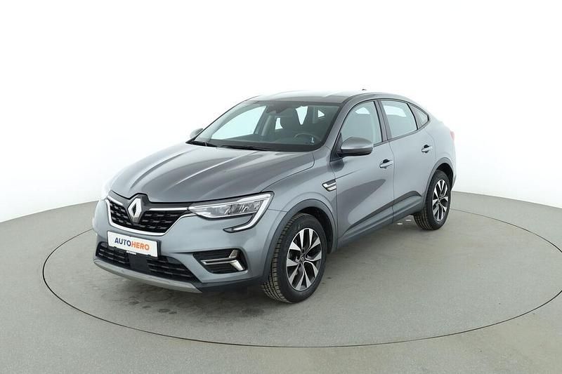 Gebraucht Renault Arkana Equilibre 140 PS (102 kW) 2023 Grau SUV