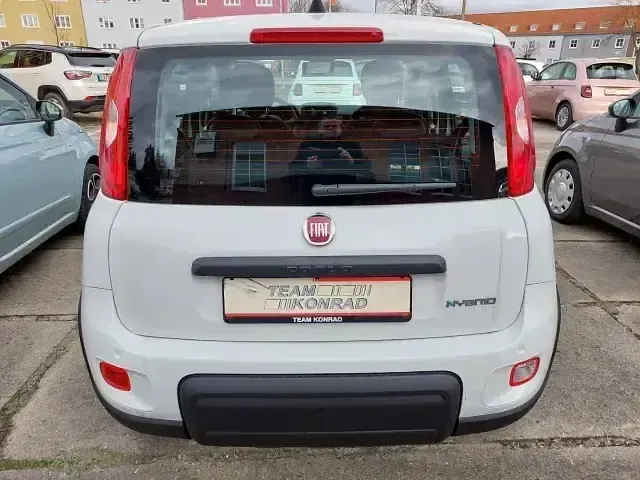 Używany Fiat Panda 69 KM (50 kW) 2024 Biały Hatchback
