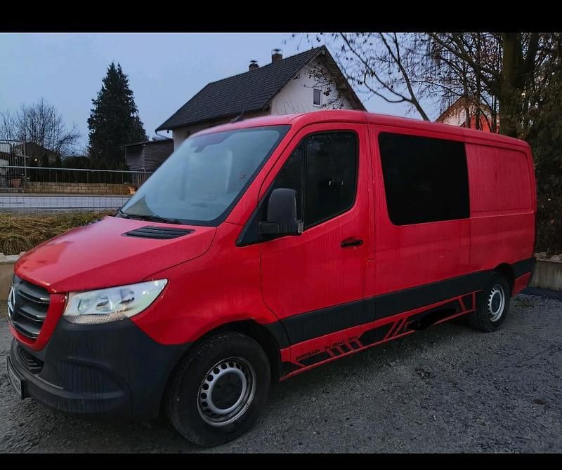 Gebraucht Mercedes Sprinter 163 PS (119 kW) 2018 Rot Van