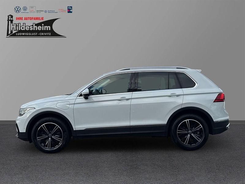 Gebraucht VW Tiguan Elegance 150 PS (110 kW) 2022 Weiß SUV
