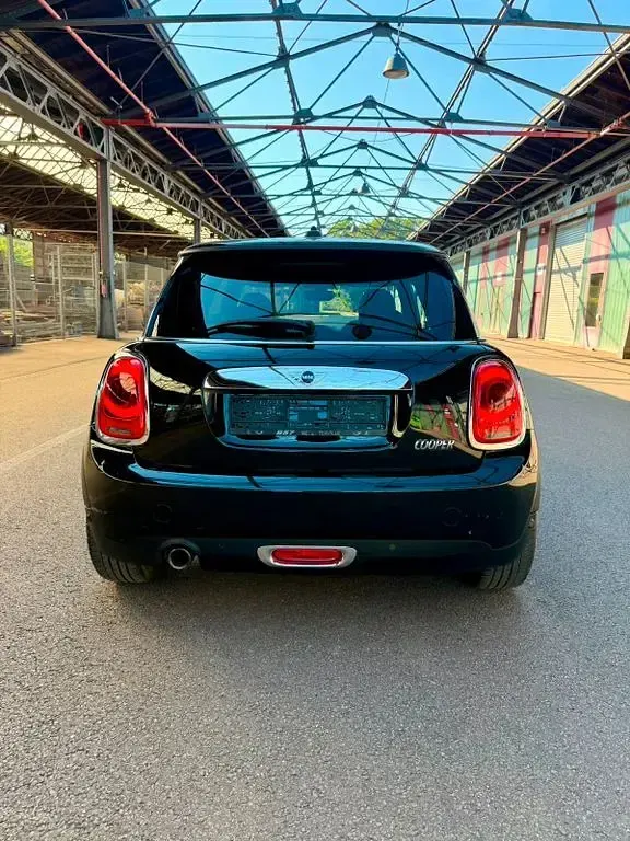 Gebraucht Mini Cooper 136 PS (100 kW) 2014 Schwarz Kleinwagen