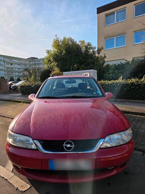Gebraucht Opel Vectra 101 PS (74 kW) 2001 Rot Kombi