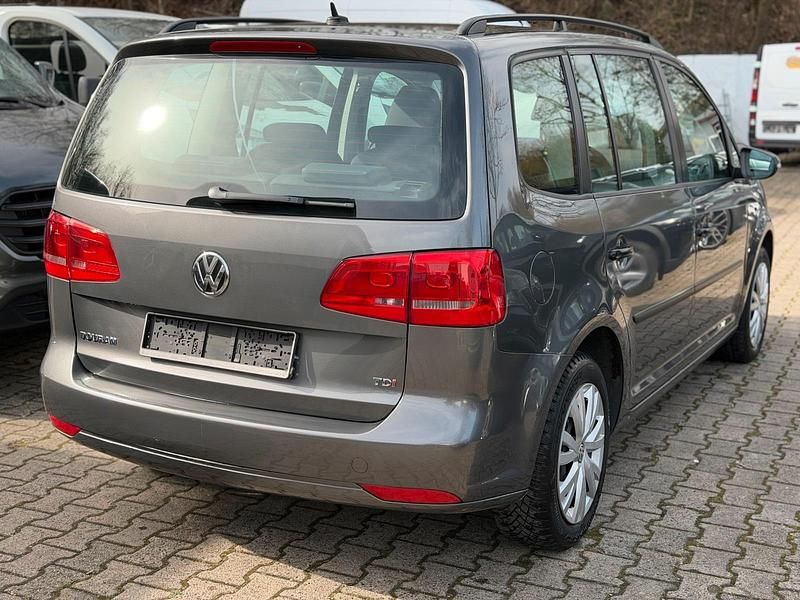 Gebraucht VW Touran 110 PS (80 kW) 2014 Grau Van / Kleinbus