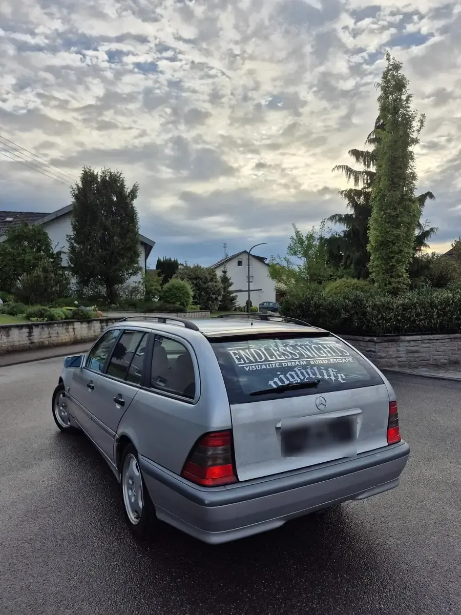 Gebraucht Mercedes C200 192 PS (141 kW) 1999 Silber Kombi
