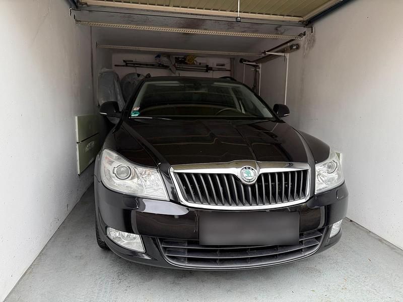 Gebraucht Skoda Octavia 160 PS (117 kW) 2013 Schwarz Kombi