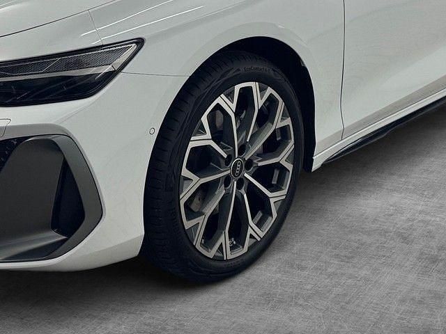 Neu Audi A6 S-Line 204 PS (150 kW) 2025 Gletscherweiß metallic Limousine