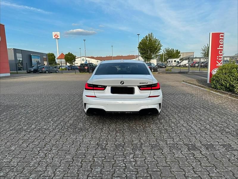 Gebraucht BMW 330 M Sport 265 PS (194 kW) 2019 Limousine