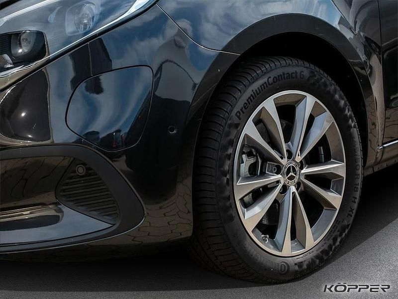 Gebraucht Mercedes EQV300 150 kW (204 PS) 2024 Graphitgrau Van / Kleinbus