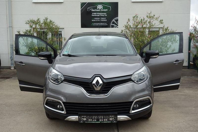Grau Gebraucht 2015 Renault Captur SUV | 8.900 € (Superpreis) - Bild 1/4