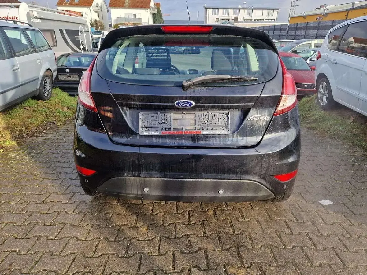 Gebraucht Ford Fiesta SYNC Edition 60 PS (44 kW) 2014 Pantherschwarz metallic Kleinwagen