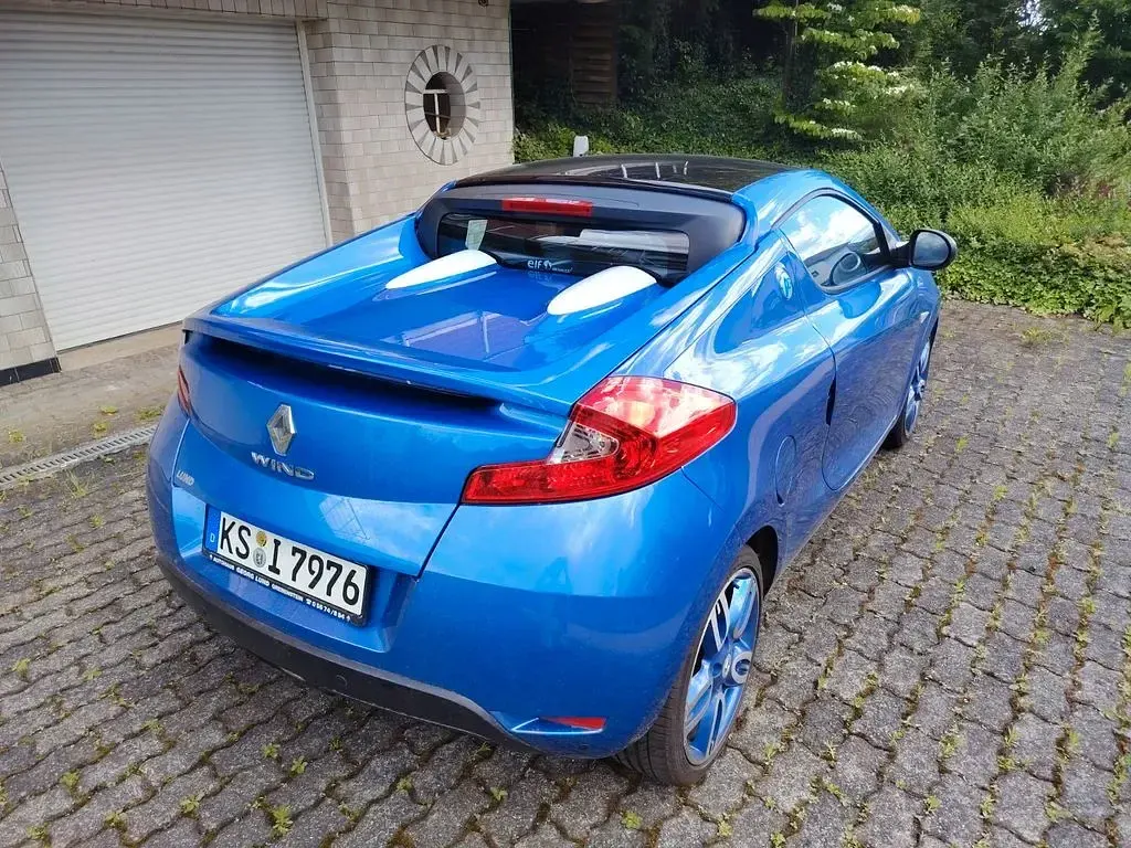 Gebraucht Renault Wind 133 PS (97 kW) 2012 Blau Cabrio