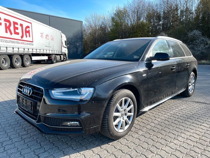 Schwarz Gebraucht 2015 Audi A4 Attraction Kombi | 11.600 € (Guter Preis) - Bild 1/4