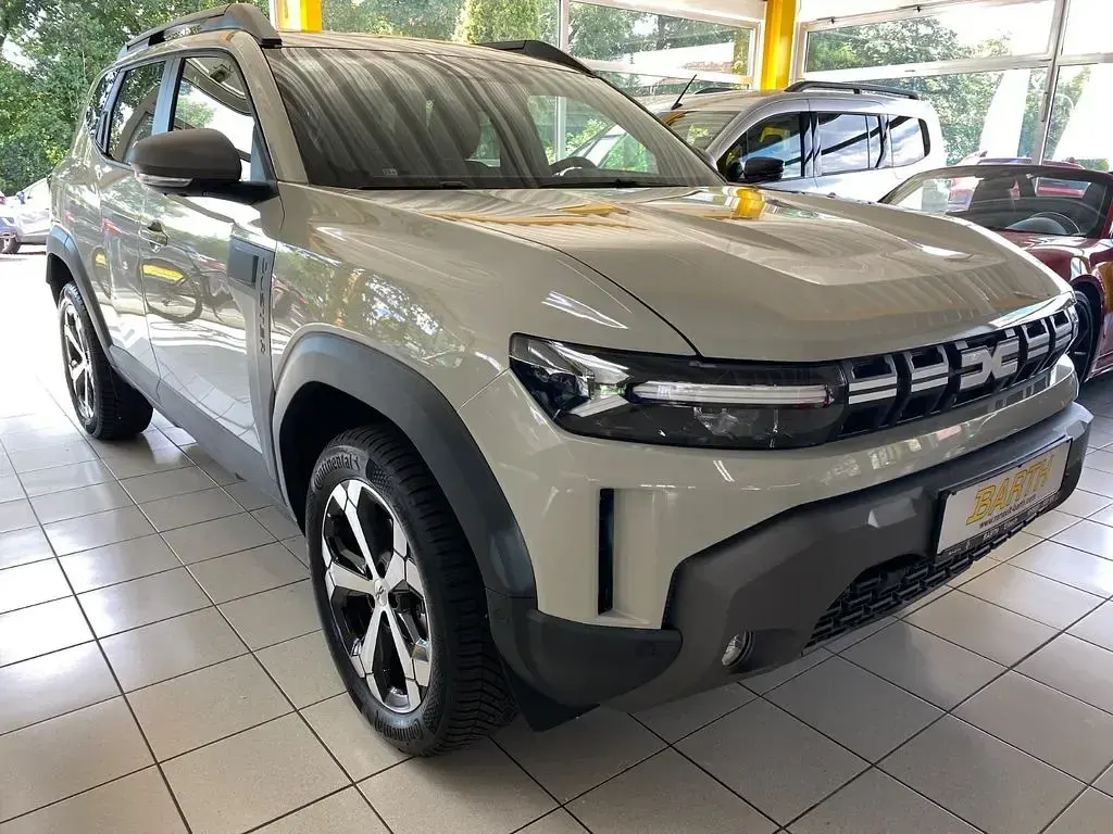 Neu Dacia Duster Journey 154 PS (113 kW) 2026 Beige SUV