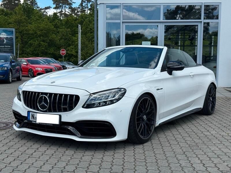 Weiß Gebraucht 2020 Mercedes C63 AMG AMG Cabrio | 66.990 € (Teuer) - Bild 1/4