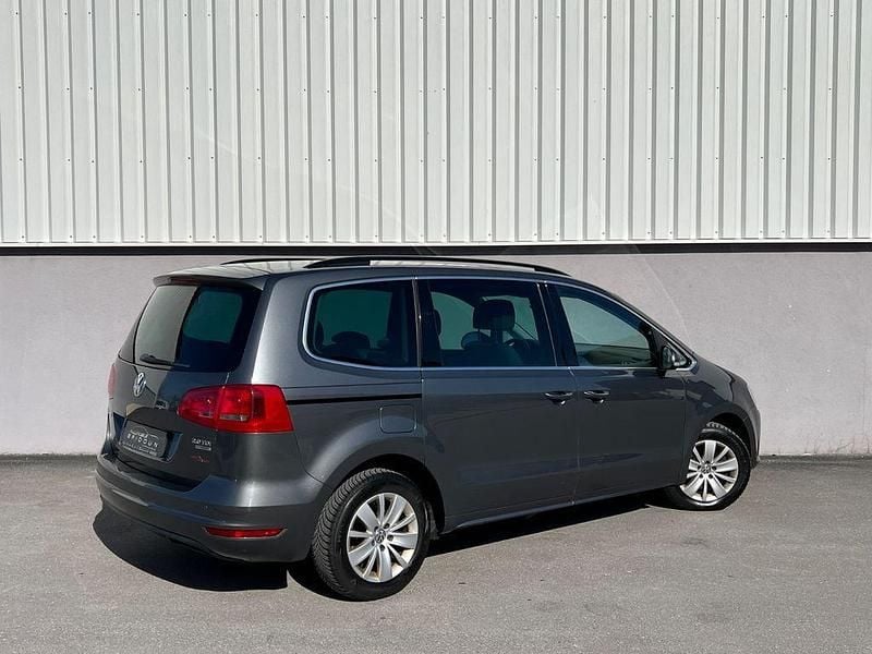 Gebraucht VW Sharan Comfortline 140 PS (102 kW) 2013 Grau Van / Kleinbus