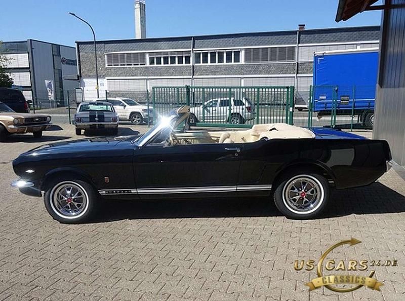 Gebraucht Ford V8 200 PS (147 kW) 1966 Raven black Cabrio