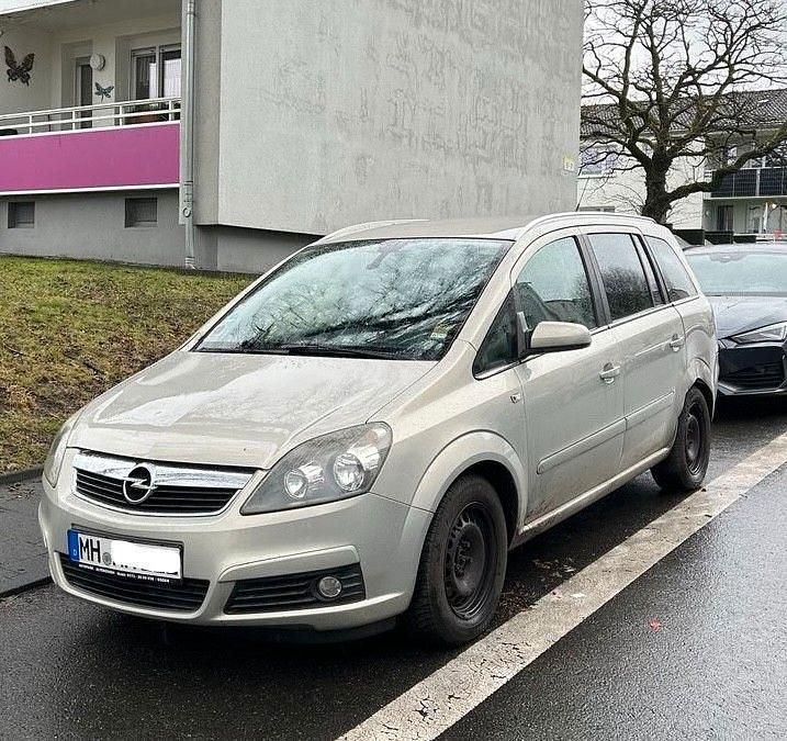 Gebraucht Opel Zafira Edition+ 140 PS (102 kW) 2007 Grau Van / Kleinbus