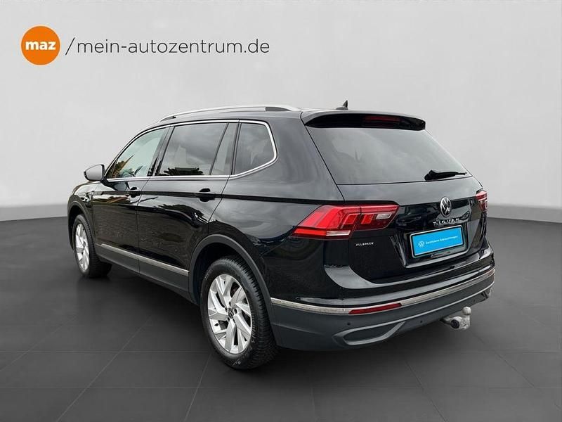Gebraucht VW Tiguan Allspace S 150 PS (110 kW) 2024 Deep black SUV