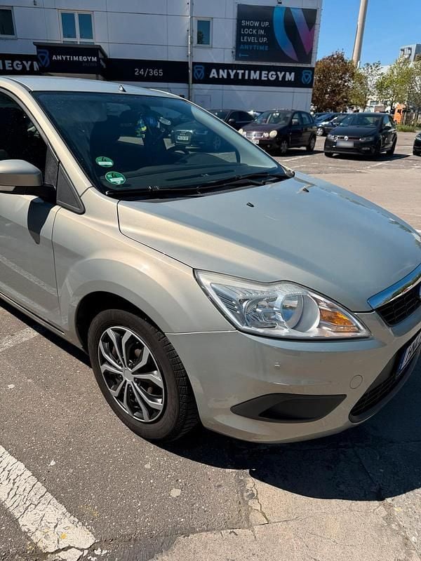 Usata Ford Focus 105 CV (77 kW) 2009 Argento Berlina