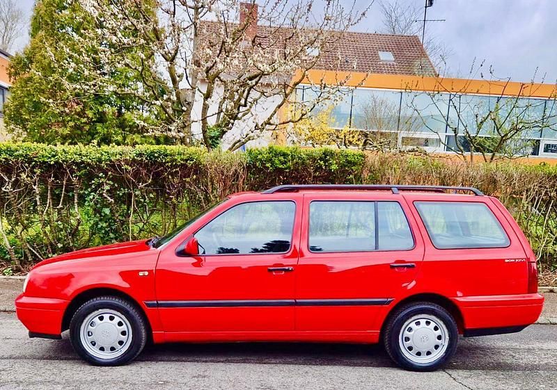 Gebraucht VW Golf III 100 PS (73 kW) 1996 Rot Kombi