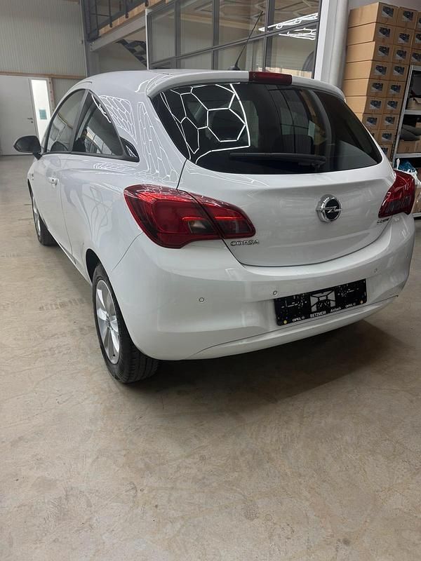 Gebraucht Opel Corsa 90 PS (66 kW) 2017 Weiß Kleinwagen