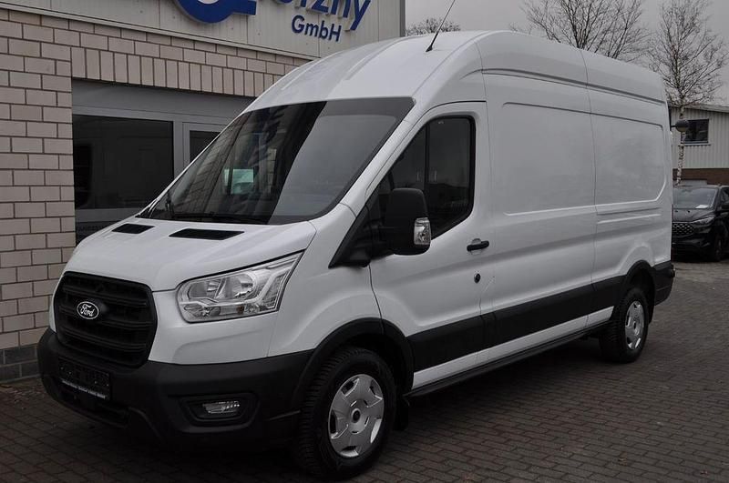 Gebraucht Ford Transit Trend 131 PS (96 kW) 2024 Weiß Limousine