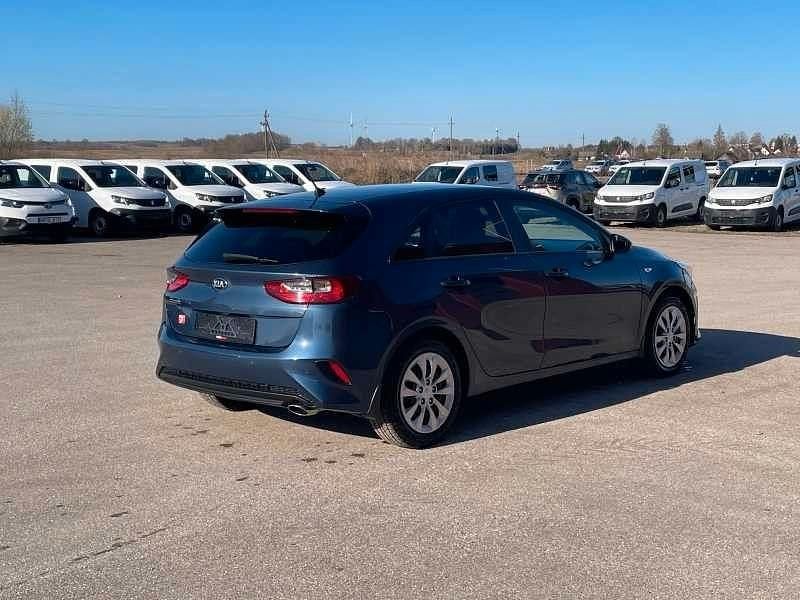 Gebraucht Kia Ceed 120 PS (88 kW) 2020 Blau Kleinwagen