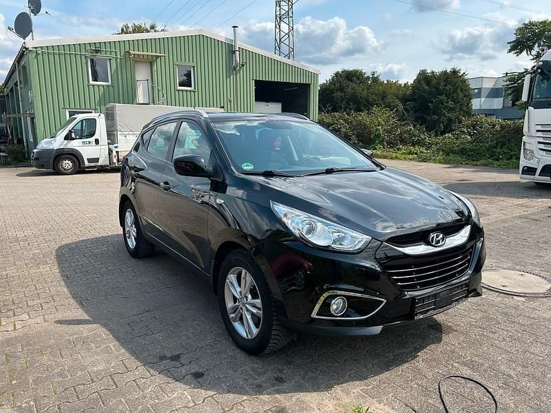 Schwarz Gebraucht 2013 Hyundai ix35 SUV | 6.990 € (Guter Preis) - Bild 1/4