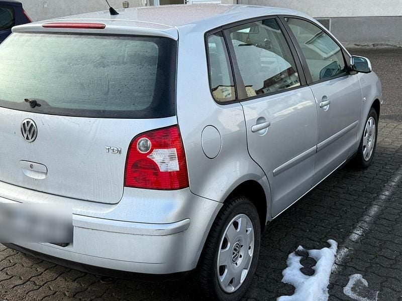 Gebraucht VW Polo 75 PS (55 kW) 2004 Silber Kleinwagen