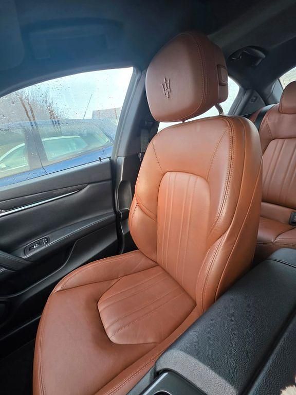 Gebraucht Maserati Ghibli 330 PS (242 kW) 2015 Weiß Limousine