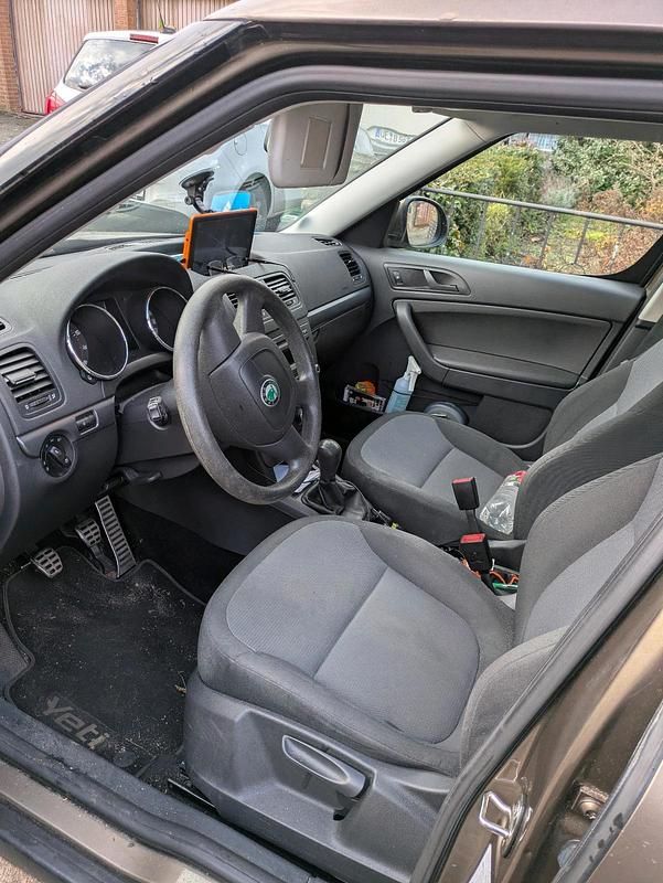 Usata Skoda Yeti 2011 Marrone SUV