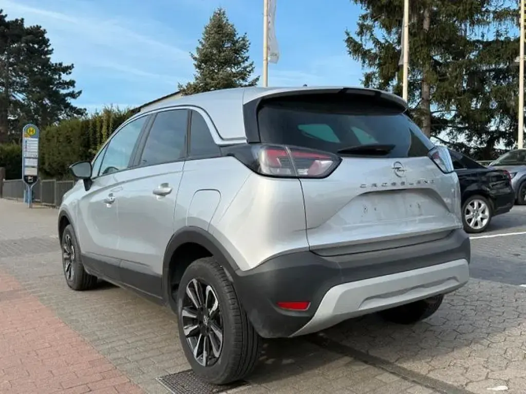 Gebraucht Opel Crossland Elegance 110 PS (80 kW) 2023 Aluminiumgrau metallic (metallic) SUV