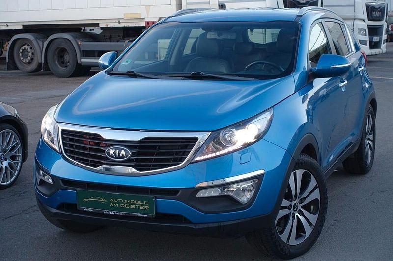 Blau Gebraucht 2010 Kia Sportage Spirit SUV | 7.990 € (Fairer Preis) - Bild 1/4