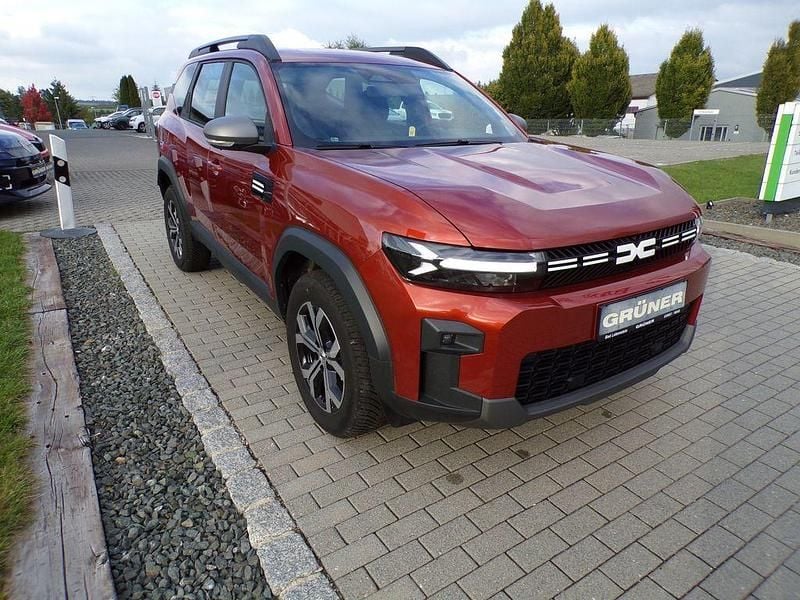 Braun Neu 2025 Dacia Bigster Expression SUV | 28.990 € (Superpreis) - Bild 1/4