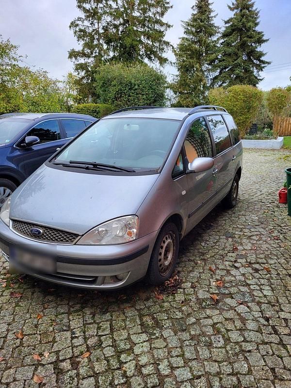 Silber Gebraucht 2004 Ford Galaxy Van / Kleinbus | 1.800 € (Fairer Preis) - Bild 1/4